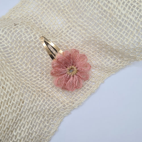Haarclipje cozy flower oudroze