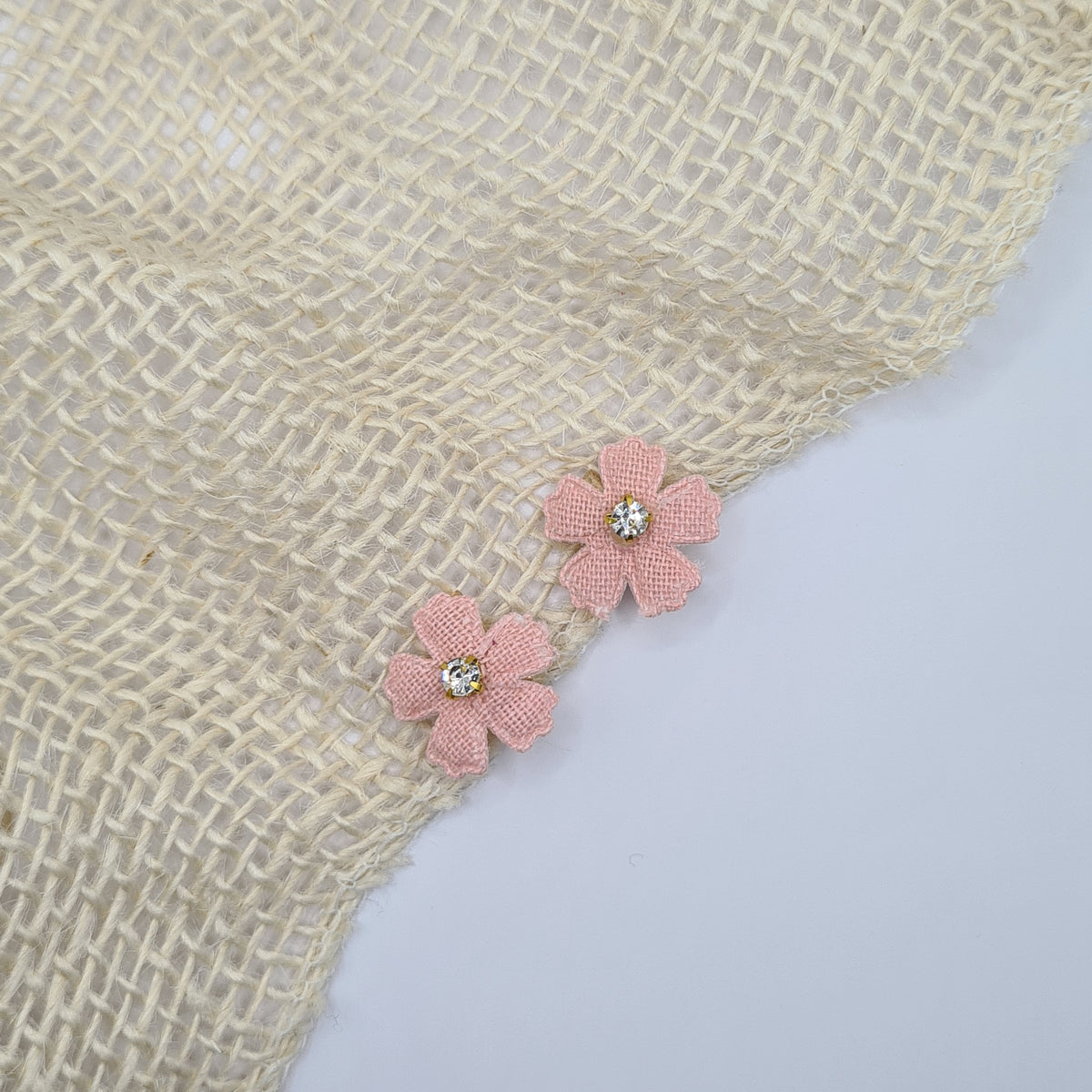 Mini 5 blad bloem haarclipje licht roze met strass