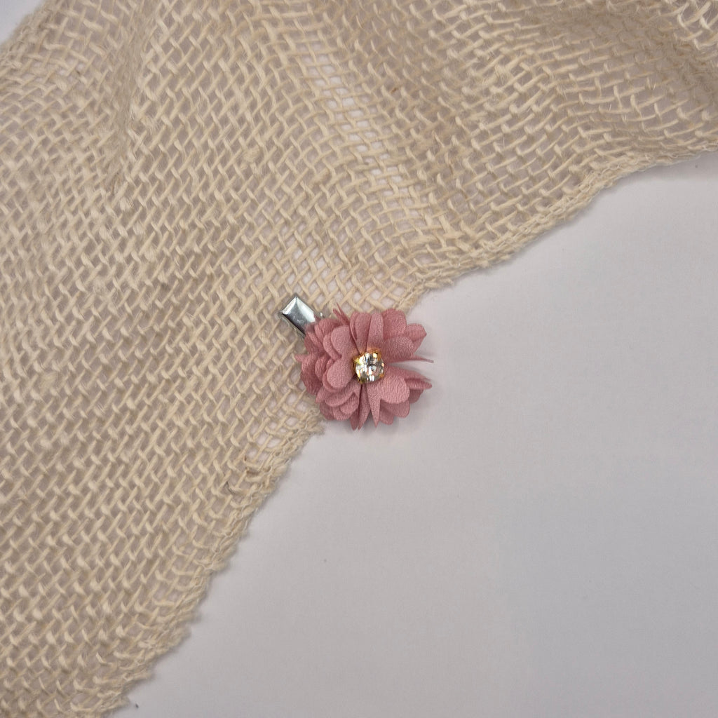 Midi bloem haarclipje roze met strass zilver