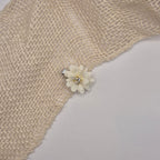 Midi bloem haarclipje creme met strass zilver