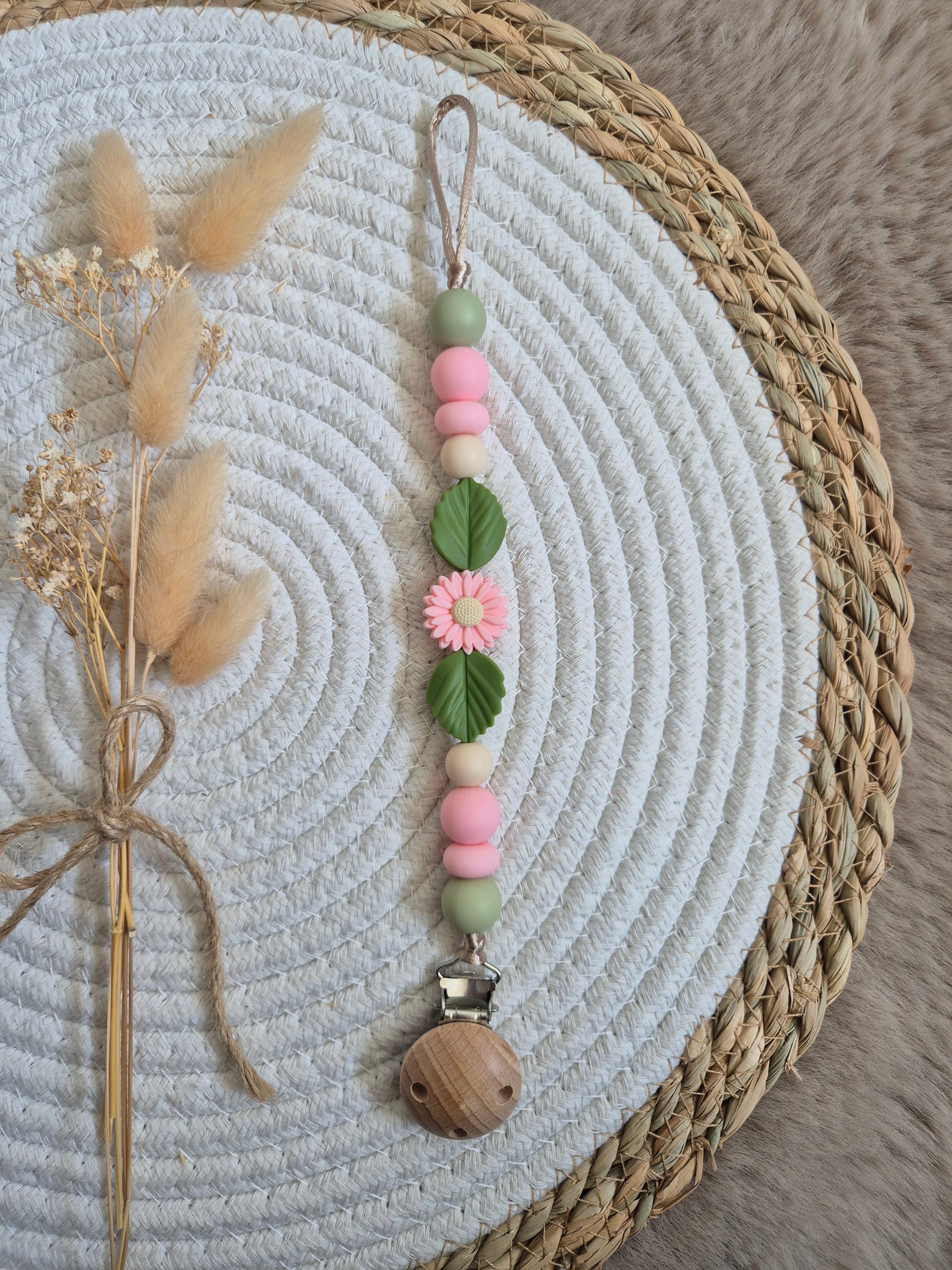 Speenkoord girly bloem met blad roze