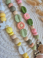 Speenkoord girly lotus met blad butter yellow