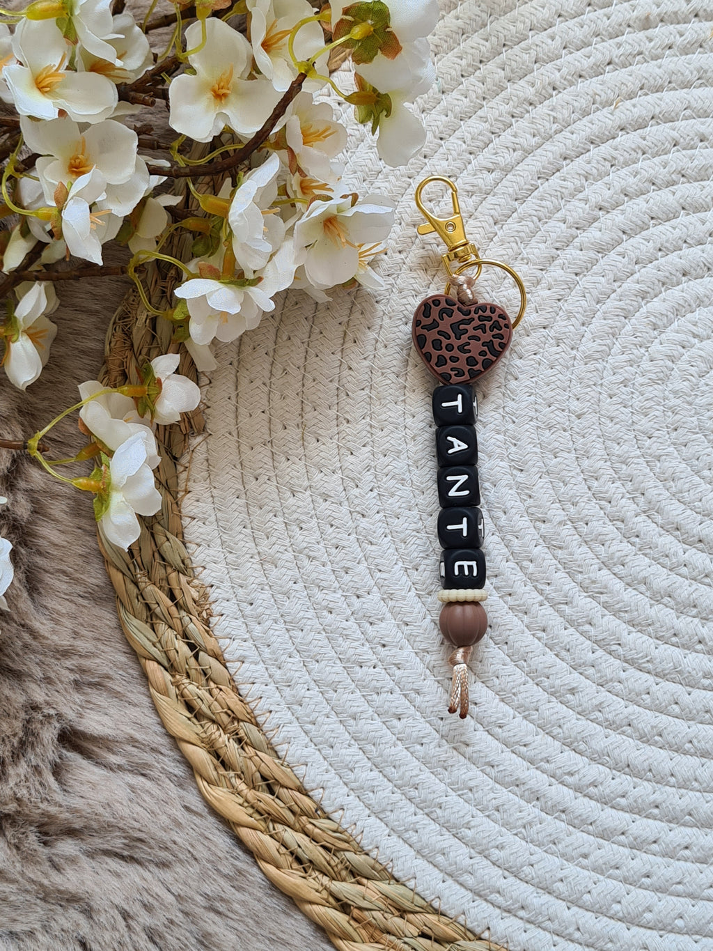 Sleutelhanger met panter print hart bruin