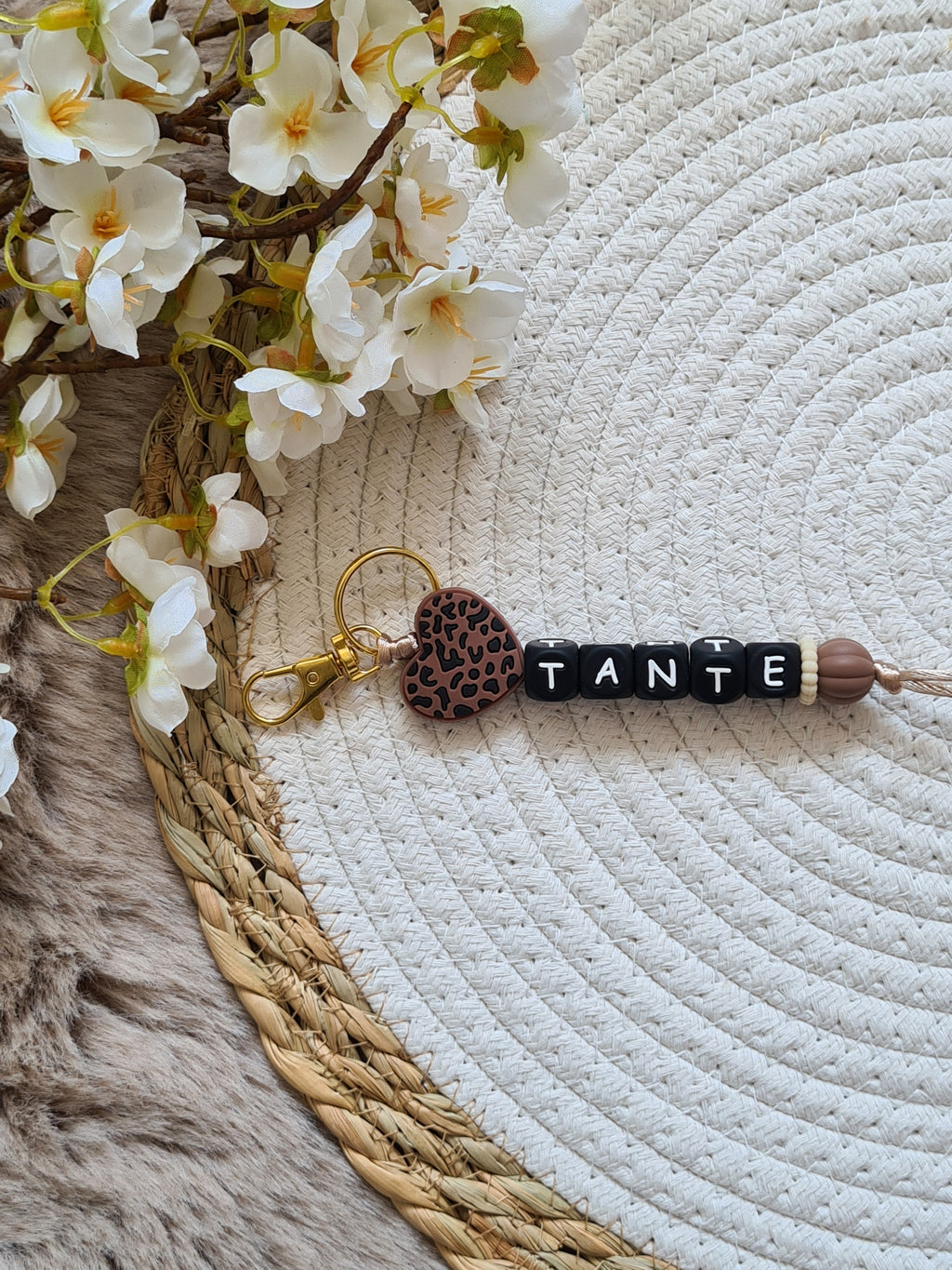 Sleutelhanger met panter print hart bruin