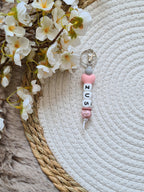 Sleutelhanger met hartje en roze panter print kraal
