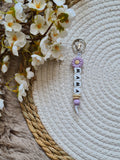 Sleutelhanger met bloem lila en beige