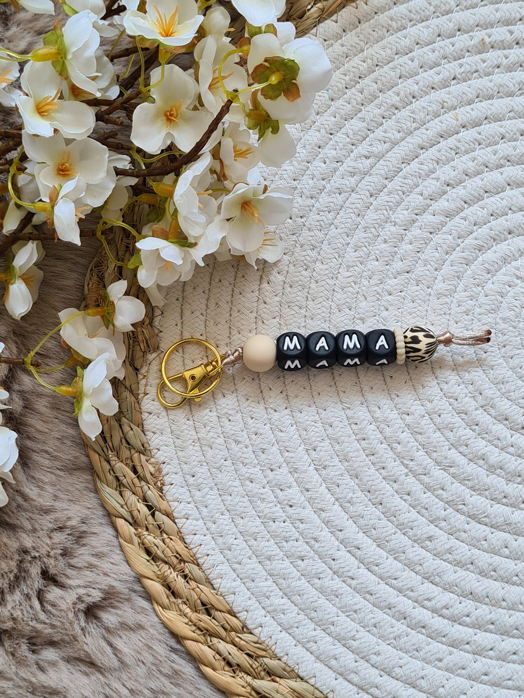 Sleutelhanger beige met bruin panter print kraal