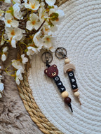 Sleutelhanger met halve maan beige