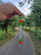Sleutelhanger met naam vierdaagse kleuren witte letters