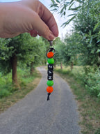 Sleutelhanger met naam vierdaagse kleuren zwarte letters