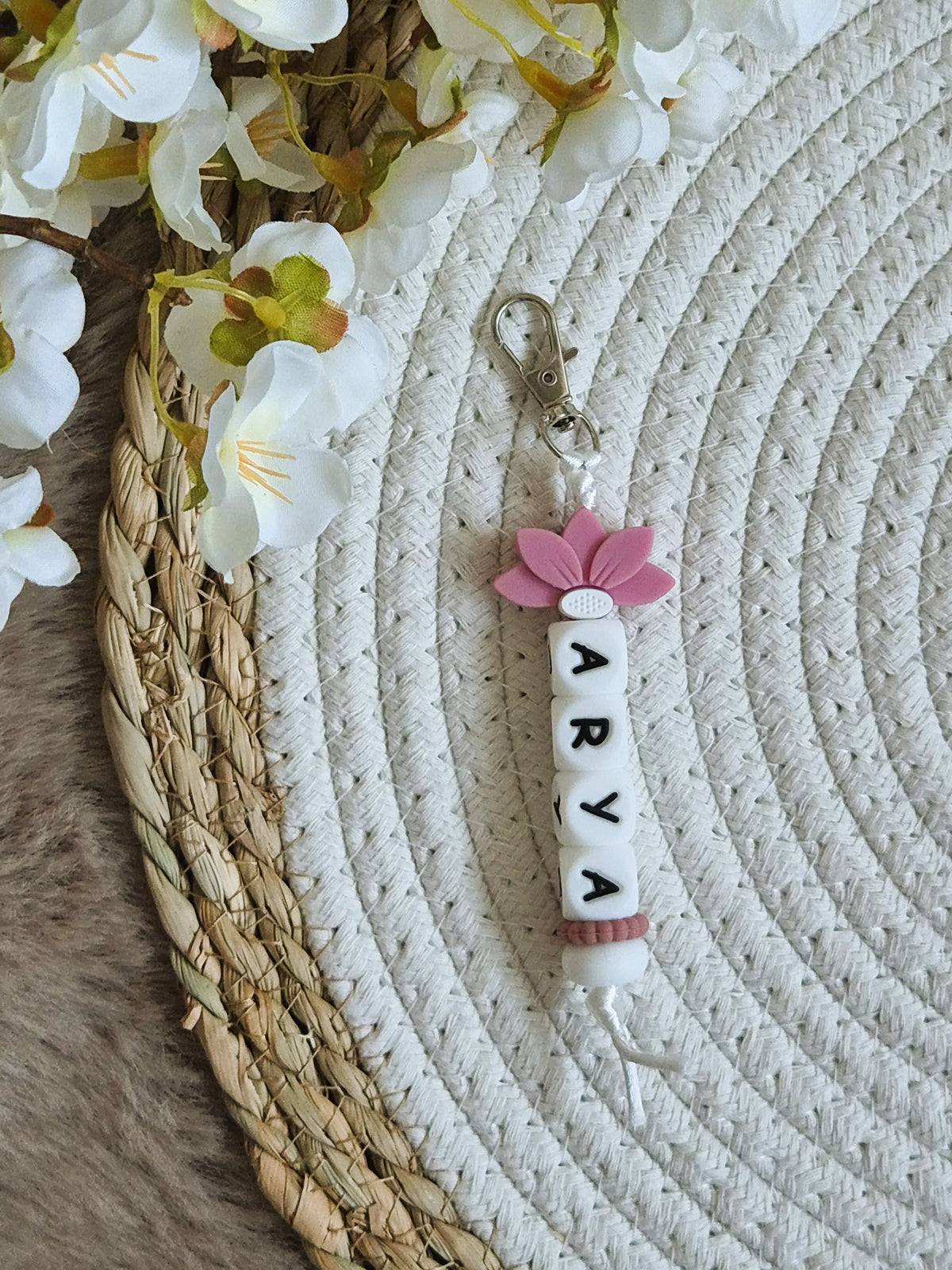 Sleutelhanger Arya met lotus roze