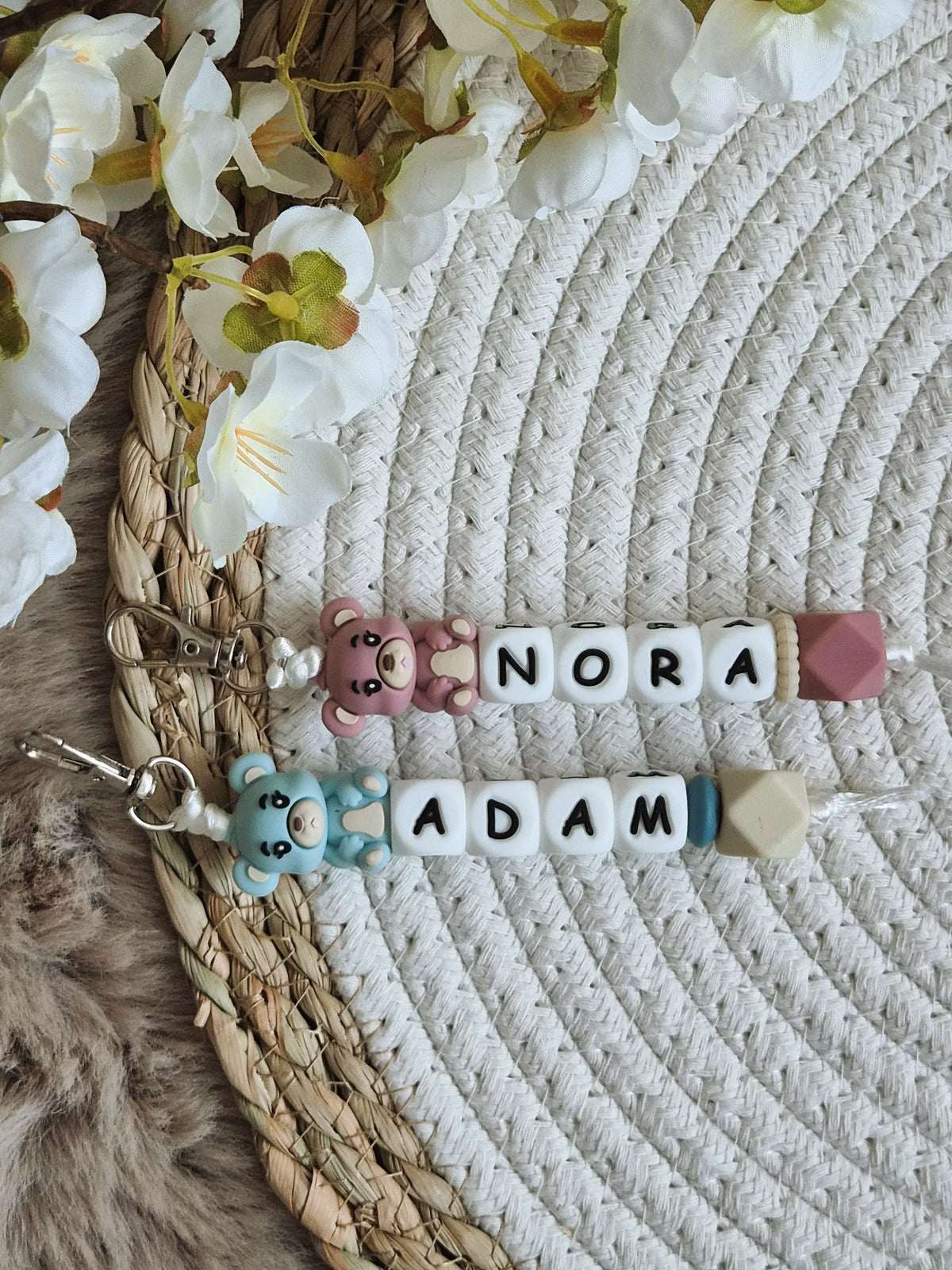 Sleutelhanger nora met roze beertje